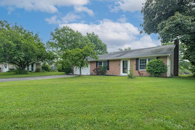 135 Stonemill Court, Monroe, OH 45050