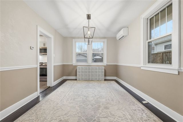 359 Pennsylvania Ave, Oakmont, PA 15139