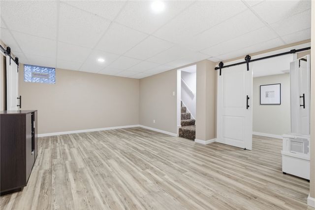 359 Pennsylvania Ave, Oakmont, PA 15139