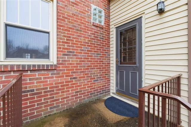 359 Pennsylvania Ave, Oakmont, PA 15139