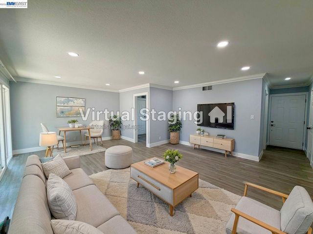 293 Fairway St, Hayward, CA 94544