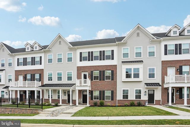 6 DEPOT ST, Bridgeport, PA 19405