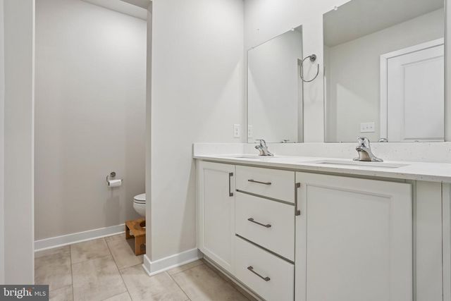 6 DEPOT ST, Bridgeport, PA 19405