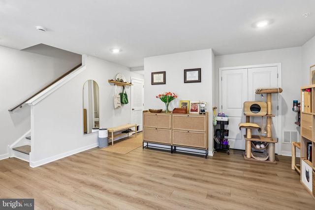 6 DEPOT ST, Bridgeport, PA 19405