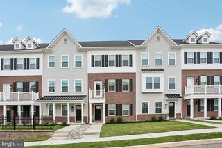 6 DEPOT ST, Bridgeport, PA 19405