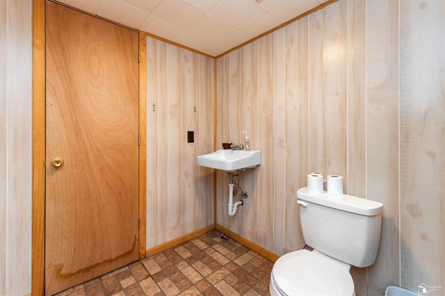 15110 Drake Street, Southgate, MI 48195