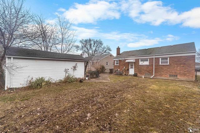 15110 Drake Street, Southgate, MI 48195