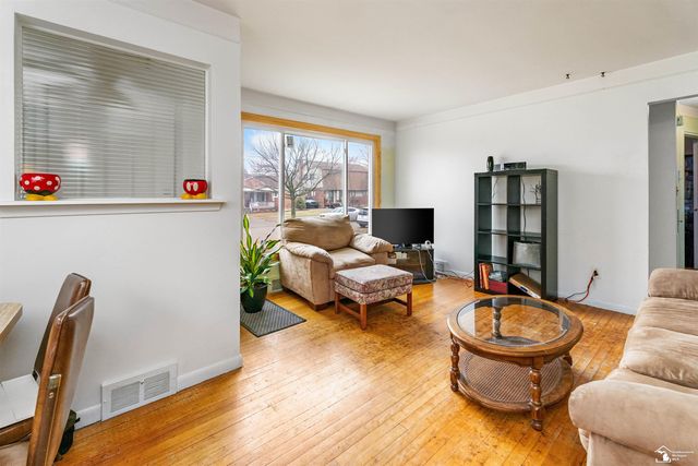 15110 Drake Street, Southgate, MI 48195