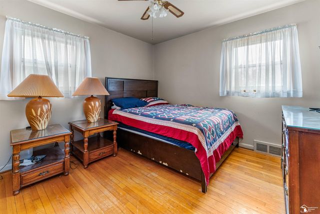 15110 Drake Street, Southgate, MI 48195