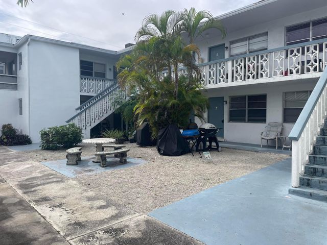 1940 Madison Street 10, Hollywood, FL 33020