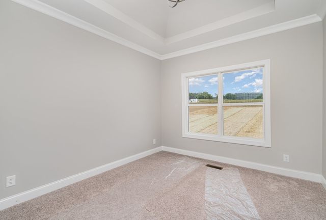 1815 Sulphur College Rd, Hartsville, TN 37074