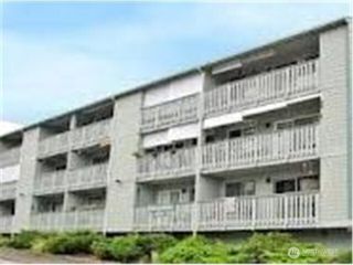 1010 Perry Avenue #201, Bremerton, WA 98310