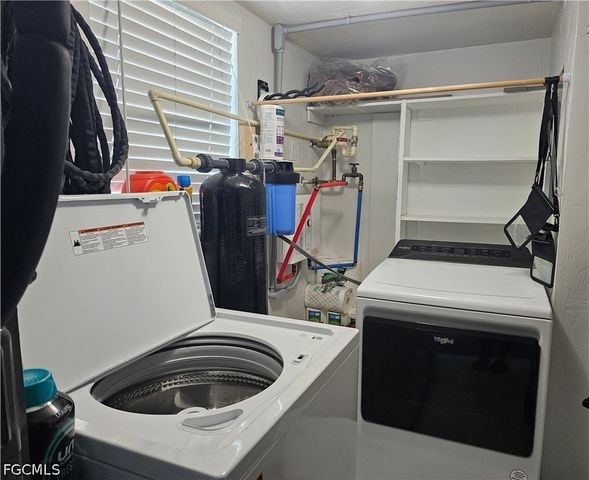 3300 N Key DR 7E, North Fort Myers, FL 33903
