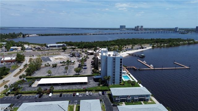 3300 N Key DR 7E, North Fort Myers, FL 33903