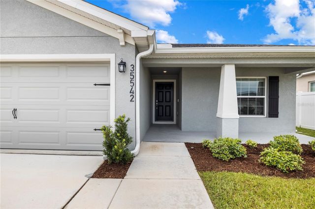 35542 BELLINGTON BOULEVARD, Zephyrhills, FL 33541