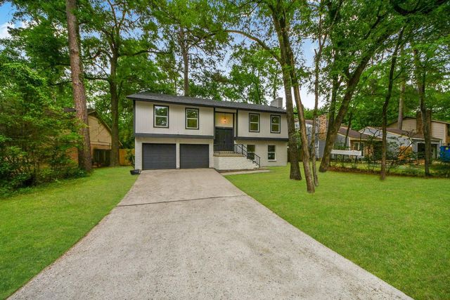 33 Kittiwake Court, The Woodlands, TX 77380