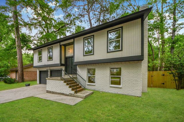 33 Kittiwake Court, The Woodlands, TX 77380