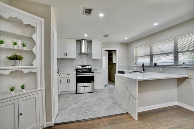 4550 Spellman Road, Houston, TX 77035