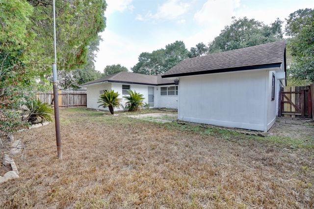 4550 Spellman Road, Houston, TX 77035