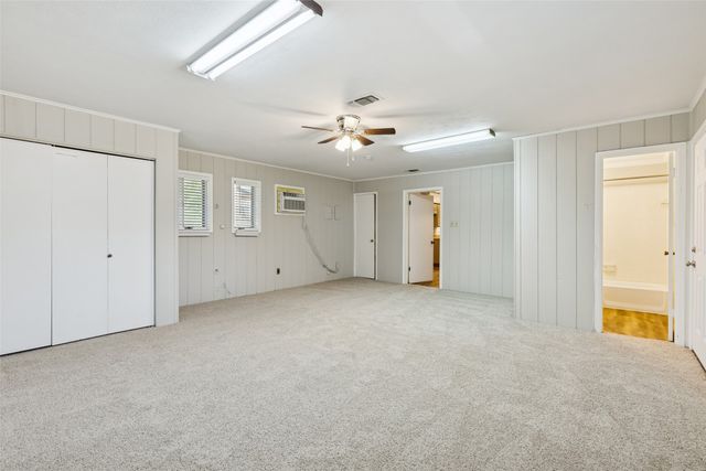 1017 Denmark Street, Grand Prairie, TX 75050