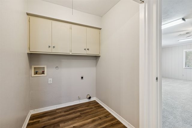 1017 Denmark Street, Grand Prairie, TX 75050