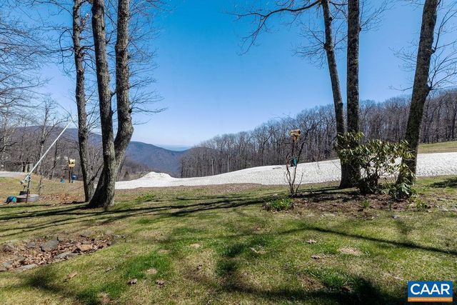 107 EAGLES CT CONDOS # 107, Wintergreen Resort, VA 22967