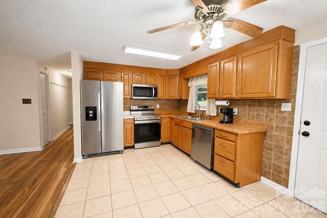 3237 Annex Street, Conover, NC 28613