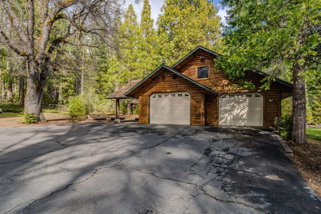 1190 Lili Valley Cir, West Point, CA 95255