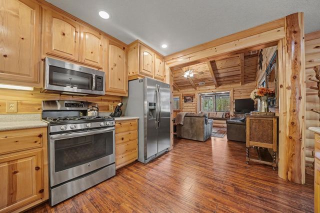 1190 Lili Valley Cir, West Point, CA 95255