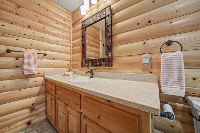 1190 Lili Valley Cir, West Point, CA 95255