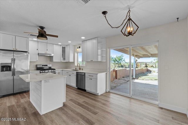 1250 E Antelope Lane, Safford, AZ 85546