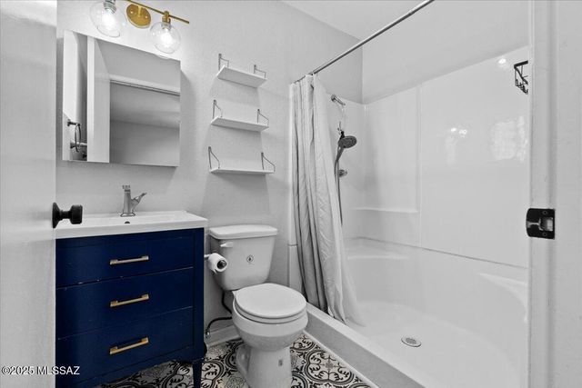 1250 E Antelope Lane, Safford, AZ 85546