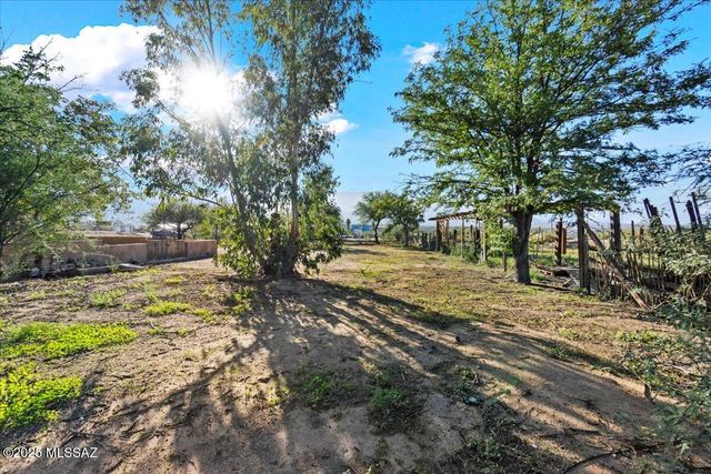 1250 E Antelope Lane, Safford, AZ 85546