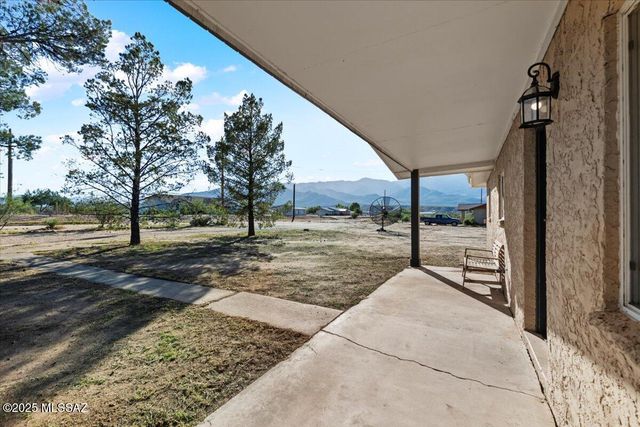 1250 E Antelope Lane, Safford, AZ 85546