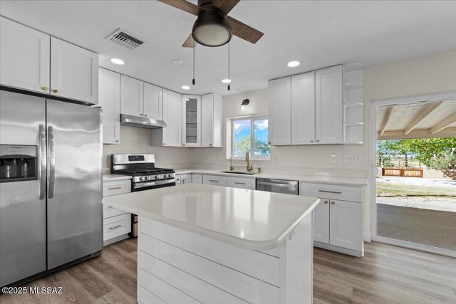 1250 E Antelope Lane, Safford, AZ 85546