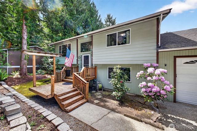 4216 W Tapps Drive E, Lake Tapps, WA 98391