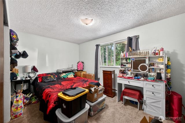 4216 W Tapps Drive E, Lake Tapps, WA 98391