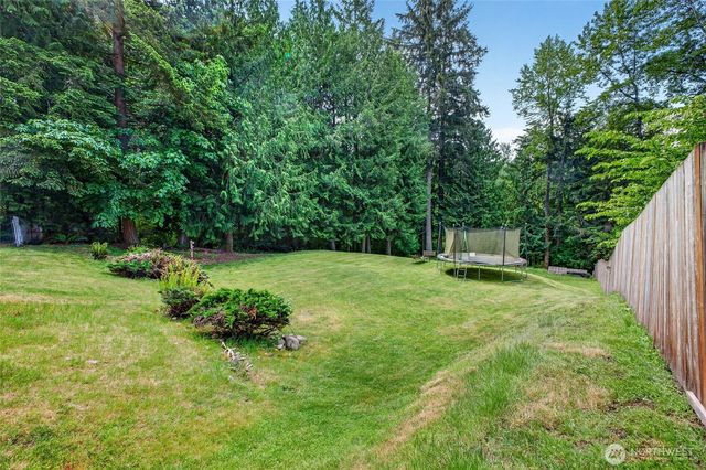4216 W Tapps Drive E, Lake Tapps, WA 98391