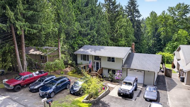 4216 W Tapps Drive E, Lake Tapps, WA 98391