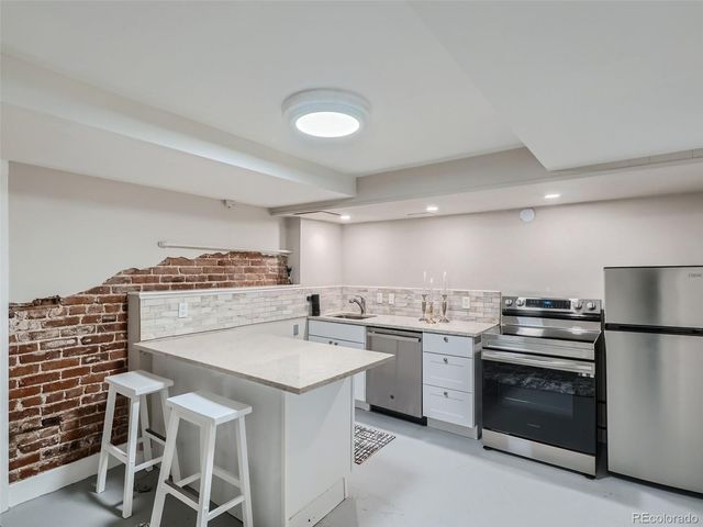 1133 E Virginia Avenue B, Denver, CO 80209