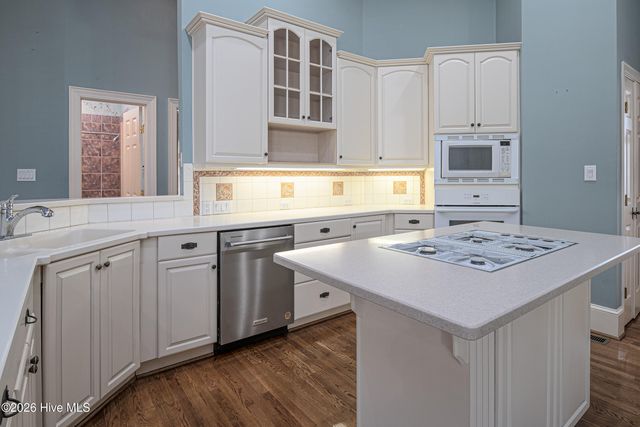 3001 Westview Drive, Greenville, NC 27834