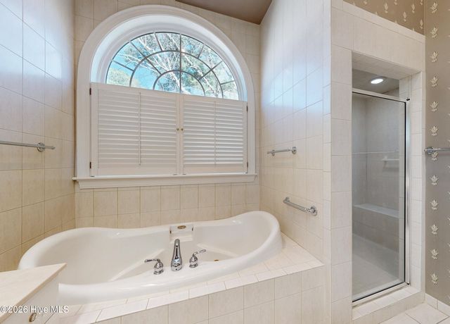 3001 Westview Drive, Greenville, NC 27834