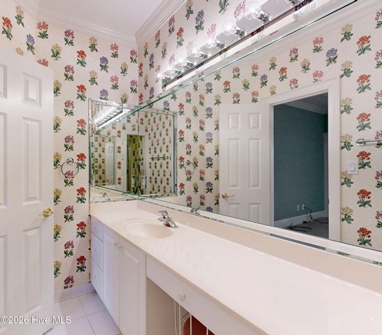 3001 Westview Drive, Greenville, NC 27834