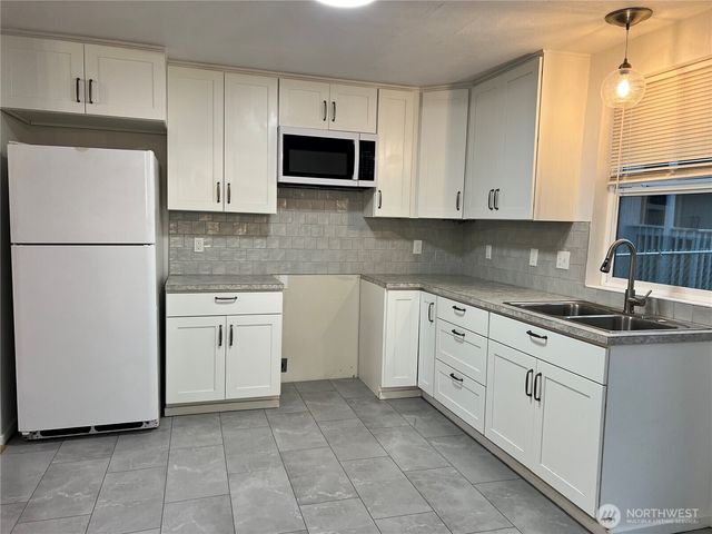 814 W Marion, Aberdeen, WA 98520