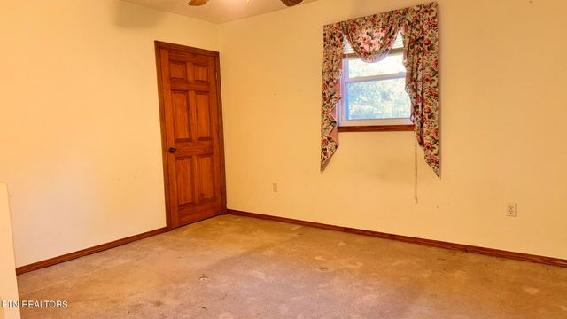 355 Laurel Way, Cosby, TN 37722