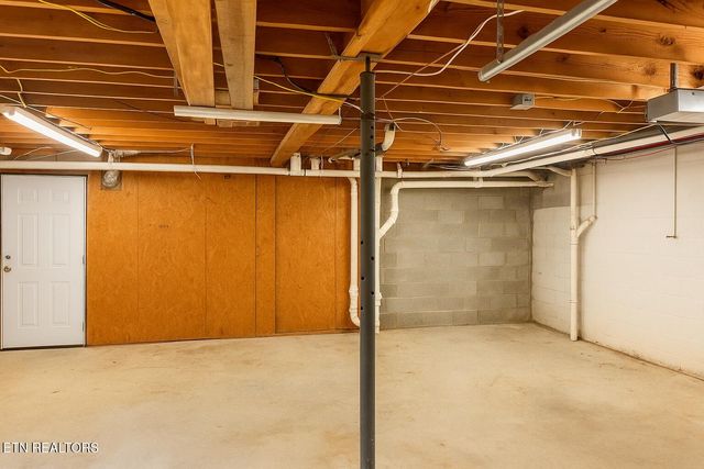 355 Laurel Way, Cosby, TN 37722