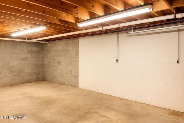 355 Laurel Way, Cosby, TN 37722