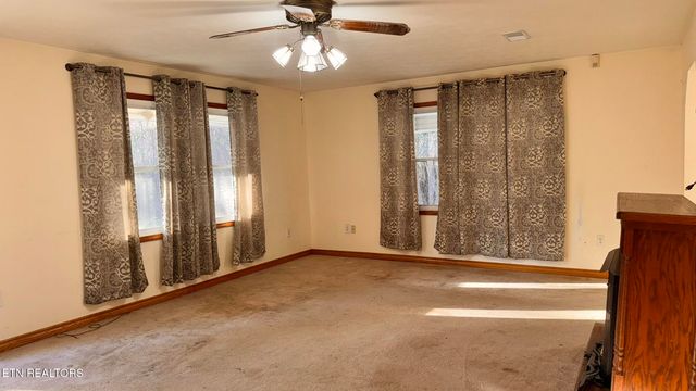 355 Laurel Way, Cosby, TN 37722