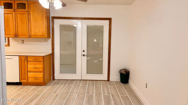 355 Laurel Way, Cosby, TN 37722