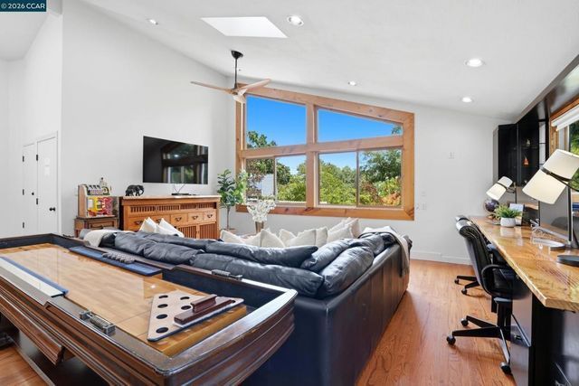 419 Kingsley Ct, Pleasant Hill, CA 94523